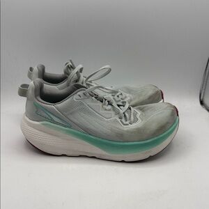 Altra Forward Via Women's 8.5 Athletic Shoes - White and Mint s14